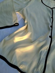 🌸💗Cream Cardigan 🌸💗