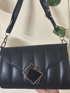 Chic Black Crossbody Bag