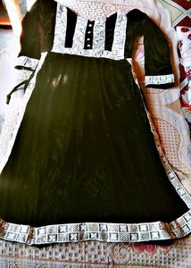 Kurti With2earings Hairstyle Clip
