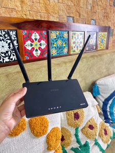 D Link WiFi Router In Good Working Condition