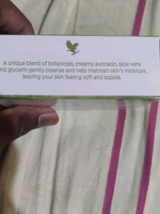Forever , Aloe Avocardo Face and Body Soap
