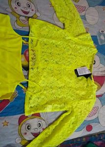 Green round neck full sleeve top 💚