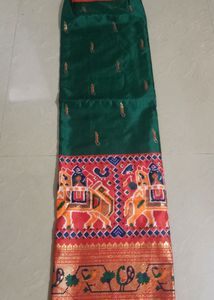 Dola Silk With Foil Print All Over Saree ✨
