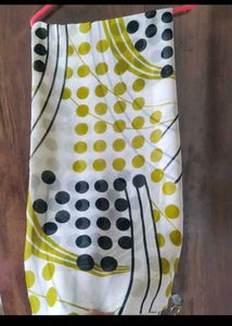 Dotted Saree Without Blouse