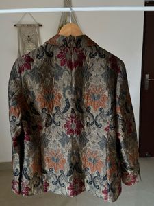 VINTAGE SILK TAPESTRY BLAZER