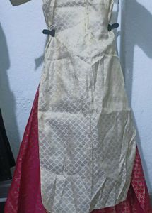 kurti and skirt Inspired By Kareena Kapoor