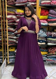 New Stayle Beautiful Women Gown Dress Inpoted Part
