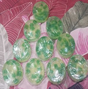 Tuti Fruity Soap