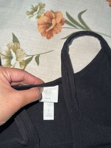 Black Sleeveless Tank Top