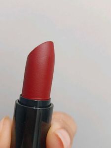 Hermes lipstick in shade Rouge H 85