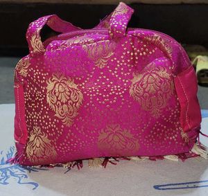 Hand Bag Fir Kids 👌
