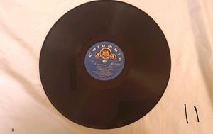 🎶 Vintage Vinyl Records