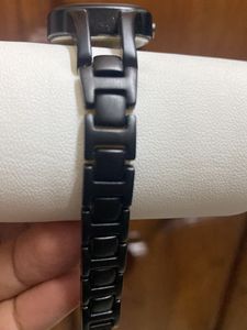 Fastrack Analog Black Dial Women