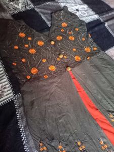 Full Gown With Middle Cut