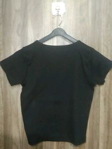 Black Basic Tee