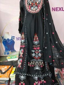 Embroidered Black Salwar Kameez Set
