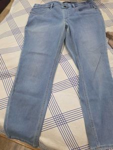 Light Wash Denim Jeans