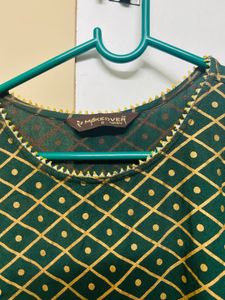 Elegant Green &amp; Gold Kurta