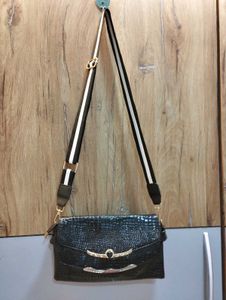 Black Stylish Bag 🌸