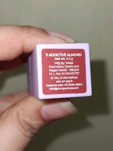Plum Goodness Derma hues Matte Lipstick