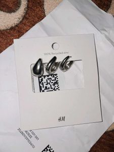 H&amp;M Unisex Silver Earrings
