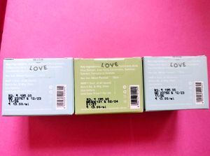 1 (One) Dot &amp; Key Moisturizer ❤️