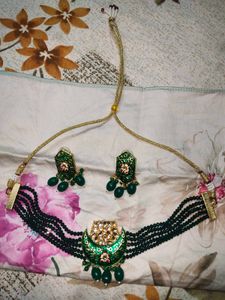 Dark Green Choker And Earrings Set