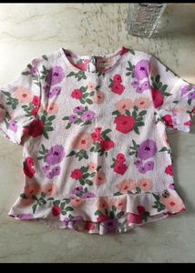 New Pink Floral Chiffon Top (Just Bought This Month) Last Selling Price Rs450 Because I Have Bought It In Rs1059 And Only Wore Once So This Is Like New Only