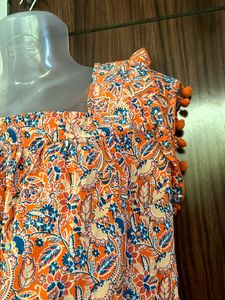 Beautiful Styled Sleeves Top✨