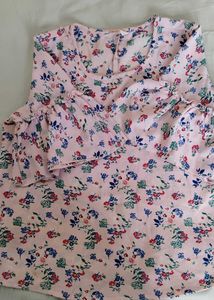 Floral Ruffle Sleeve Top