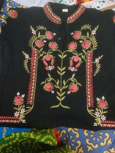 Black Kurta With Thred Work