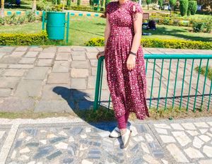 Slit Type Kurti Set With Legging