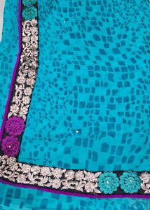 saree redi blouse k sath he