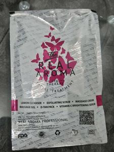 Real Aroma Facial Kit