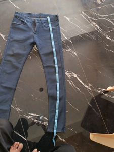 Normal Blue Jeans At Low Price