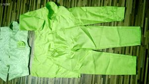 Festive Green Boys&#39; Kurta Set
