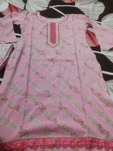 Lite Pink 💕cotten Suit With Handpurs Free