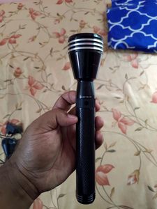 Fast Track Captain LED Rechargeable Metal Torch