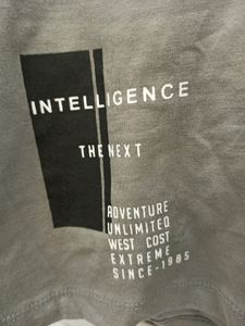 Front printed grey t-shirt