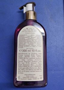 Saffron &amp; Patchouli Body Wash.