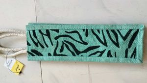 Stylish Patterned Bottle Bag