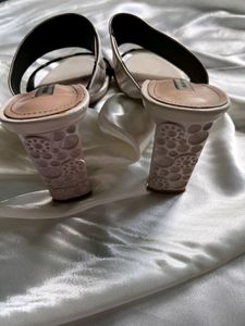 Leopard Print Heels 👠