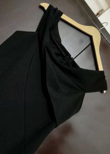 Black ⚫ Dress Down Knee Side Open Design 32 Bust