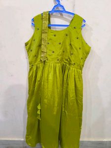 Green kamarbandh Anarkali