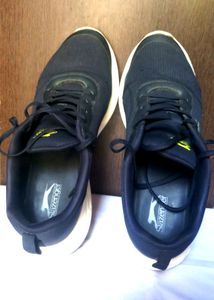 🌟🏵️slazenger Branded UK-10 Sports Shoes🏵️🌟