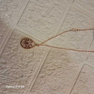 Resin Real Flower Pendent