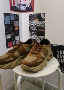 Stylish Brown Sneakers
