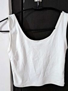 Chic White Ribbed Crop Tank Top