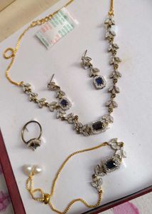 Elegant Jewelry Set navy blue &amp; white stone and