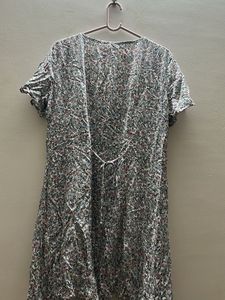 h&amp;m floral V neck back tie dress